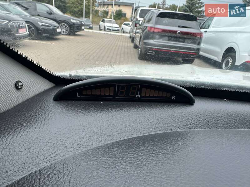 Позашляховик / Кросовер Toyota RAV4 2011 в Чернівцях фото 16 Позашляховик / Кросовер Toyota RAV4 2011 в Чернівцях