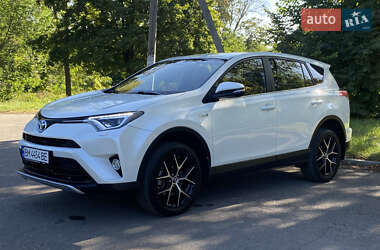 Внедорожник / Кроссовер Toyota RAV4 2016 в Ромнах