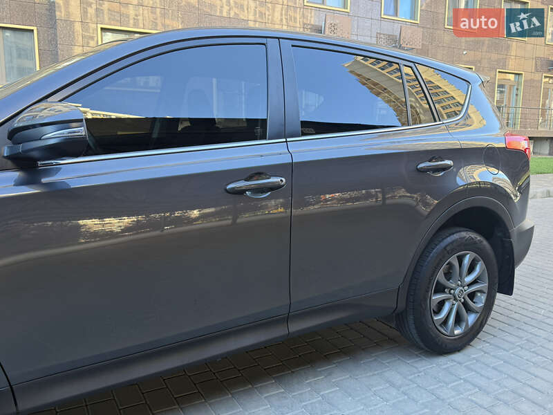 Позашляховик / Кросовер Toyota RAV4 2013 в Одесі фото 13 Позашляховик / Кросовер Toyota RAV4 2013 в Одесі
