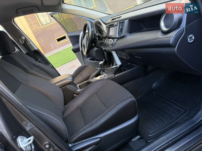 Позашляховик / Кросовер Toyota RAV4 2013 в Одесі фото 39 Позашляховик / Кросовер Toyota RAV4 2013 в Одесі