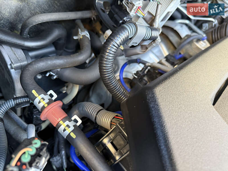 Позашляховик / Кросовер Toyota RAV4 2013 в Одесі фото 57 Позашляховик / Кросовер Toyota RAV4 2013 в Одесі