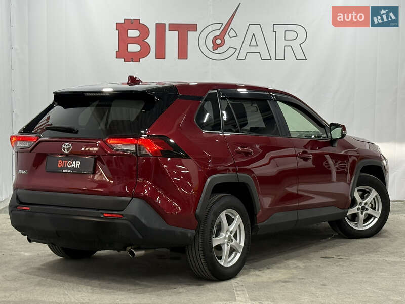 Позашляховик / Кросовер Toyota RAV4 2019 в Одесі фото 8 Позашляховик / Кросовер Toyota RAV4 2019 в Одесі