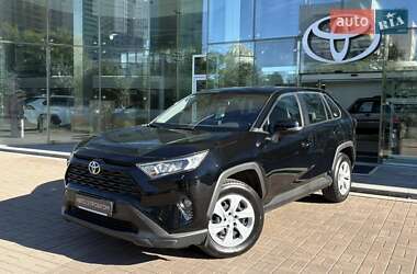 Позашляховик / Кросовер Toyota RAV4 2019 в Києві