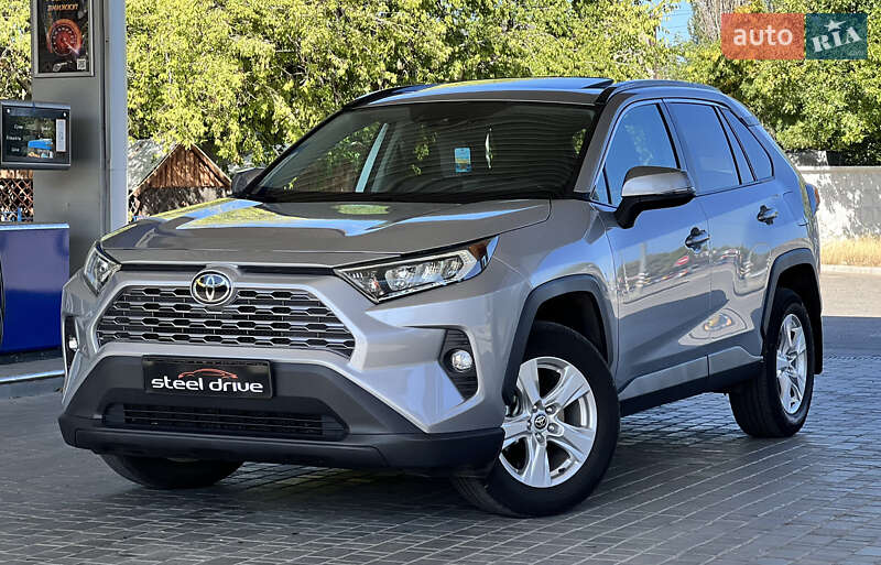 Toyota RAV4 2021