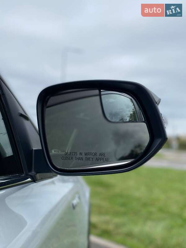 Внедорожник / Кроссовер Toyota RAV4 2016 в Виннице