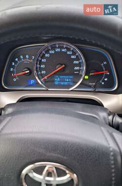 Позашляховик / Кросовер Toyota RAV4 2013 в Харкові