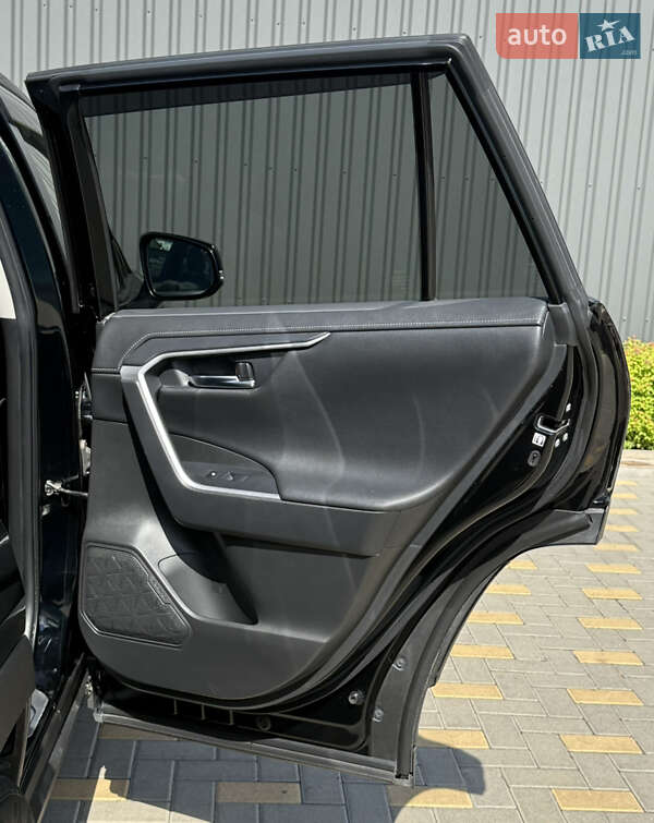 Внедорожник / Кроссовер Toyota RAV4 2020 в Виннице фото 13 Внедорожник / Кроссовер Toyota RAV4 2020 в Виннице