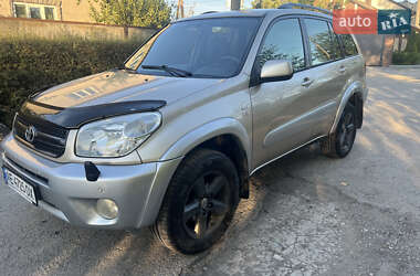 Внедорожник / Кроссовер Toyota RAV4 2005 в Днепре
