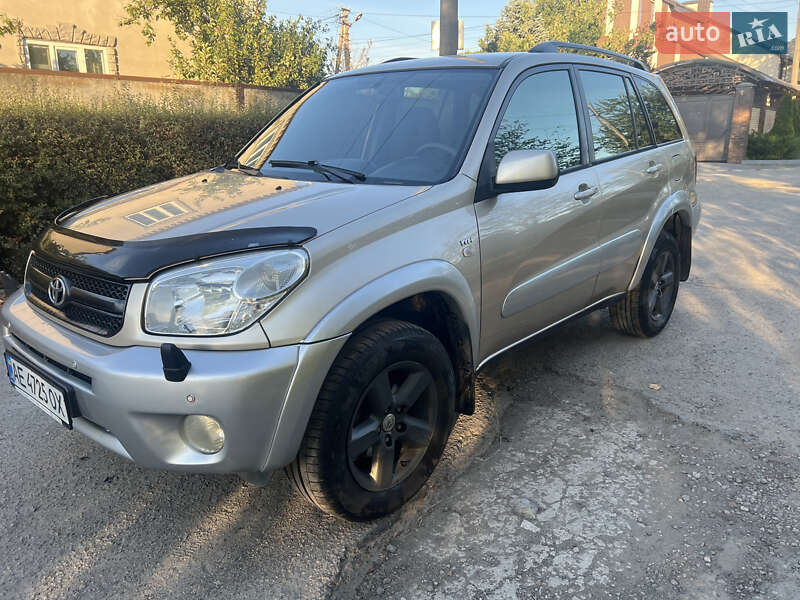 Toyota RAV4 2005
