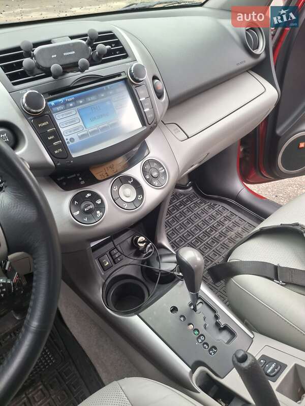Внедорожник / Кроссовер Toyota RAV4 2006 в Киеве фото 3 Внедорожник / Кроссовер Toyota RAV4 2006 в Киеве