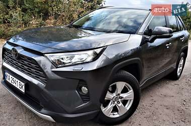Позашляховик / Кросовер Toyota RAV4 2020 в Білій Церкві
