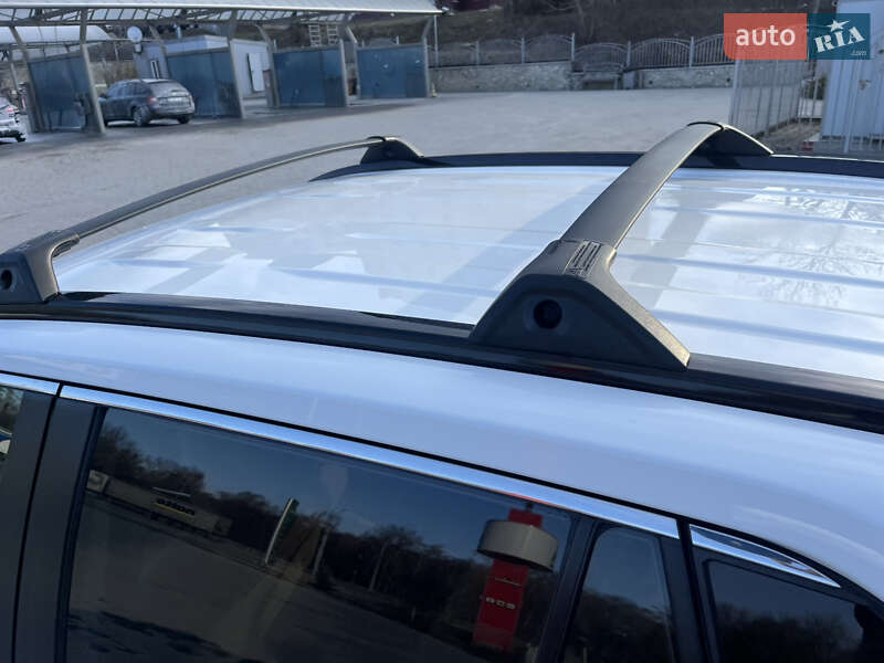 Внедорожник / Кроссовер Toyota RAV4 2019 в Тернополе