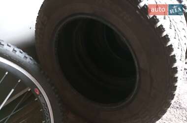 Внедорожник / Кроссовер Toyota RAV4 2004 в 