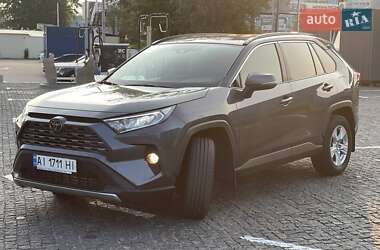 Позашляховик / Кросовер Toyota RAV4 2021 в Таращі