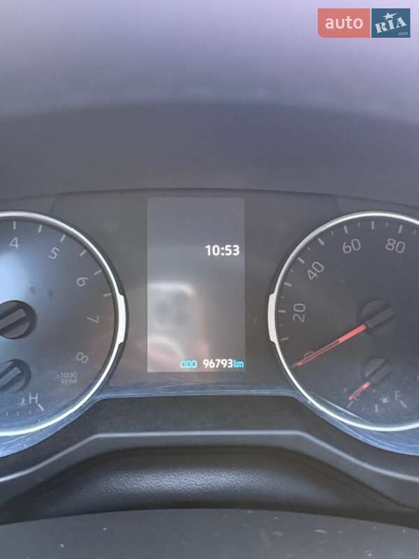 Позашляховик / Кросовер Toyota RAV4 2021 в Києві