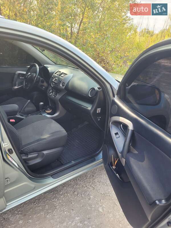 Внедорожник / Кроссовер Toyota RAV4 2007 в Днепре фото 5 Внедорожник / Кроссовер Toyota RAV4 2007 в Днепре