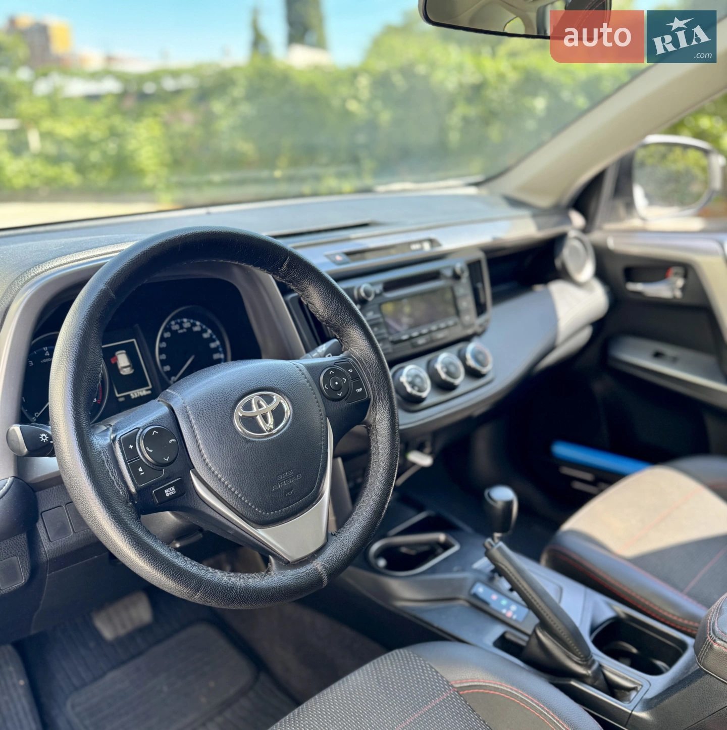 2016 Toyota RAV 4 - мініатюра 10