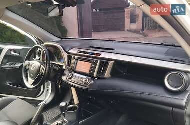 Внедорожник / Кроссовер Toyota RAV4 2013 в 
