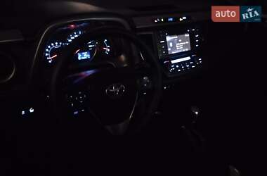 Внедорожник / Кроссовер Toyota RAV4 2013 в 