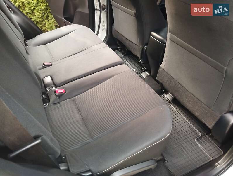 Позашляховик / Кросовер Toyota RAV4 2013 в Одесі