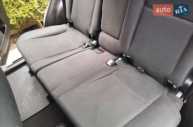 Внедорожник / Кроссовер Toyota RAV4 2013 в 