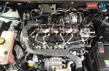 Внедорожник / Кроссовер Toyota RAV4 2013 в 