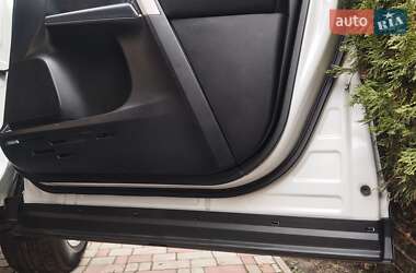 Внедорожник / Кроссовер Toyota RAV4 2013 в 