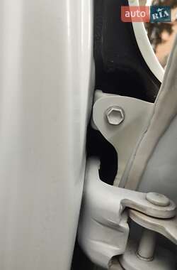 Внедорожник / Кроссовер Toyota RAV4 2013 в 