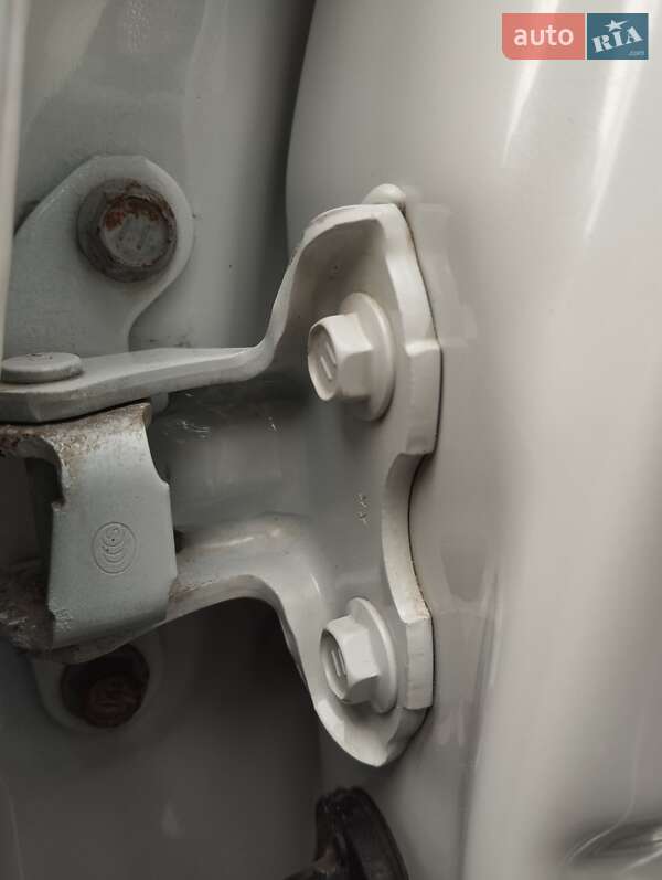 Позашляховик / Кросовер Toyota RAV4 2013 в Одесі