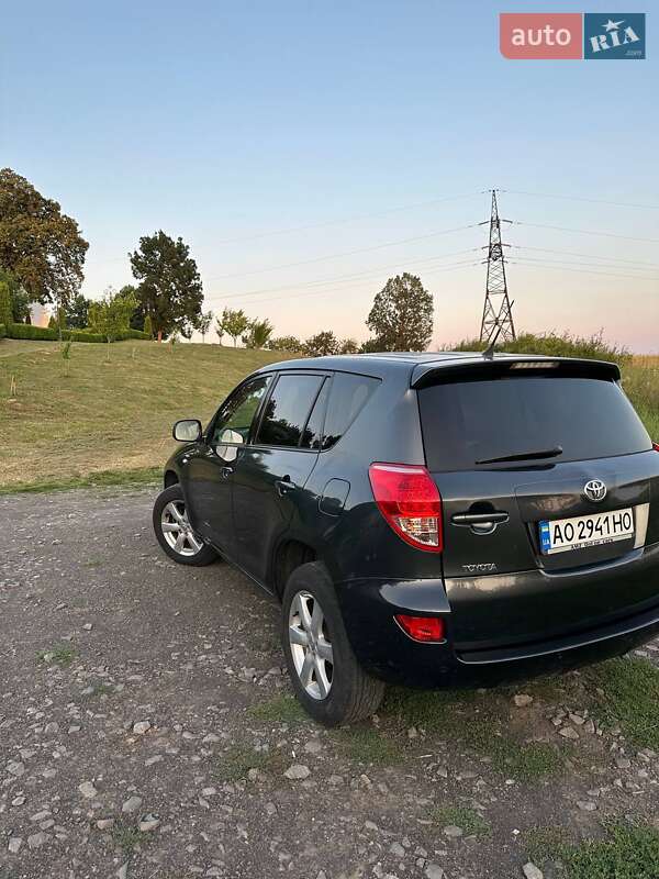 Позашляховик / Кросовер Toyota RAV4 2008 в Ужгороді фото 5 Позашляховик / Кросовер Toyota RAV4 2008 в Ужгороді