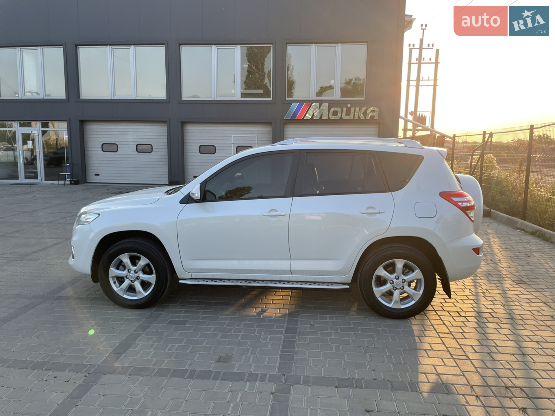 2011 Toyota RAV 4 - мініатюра 13