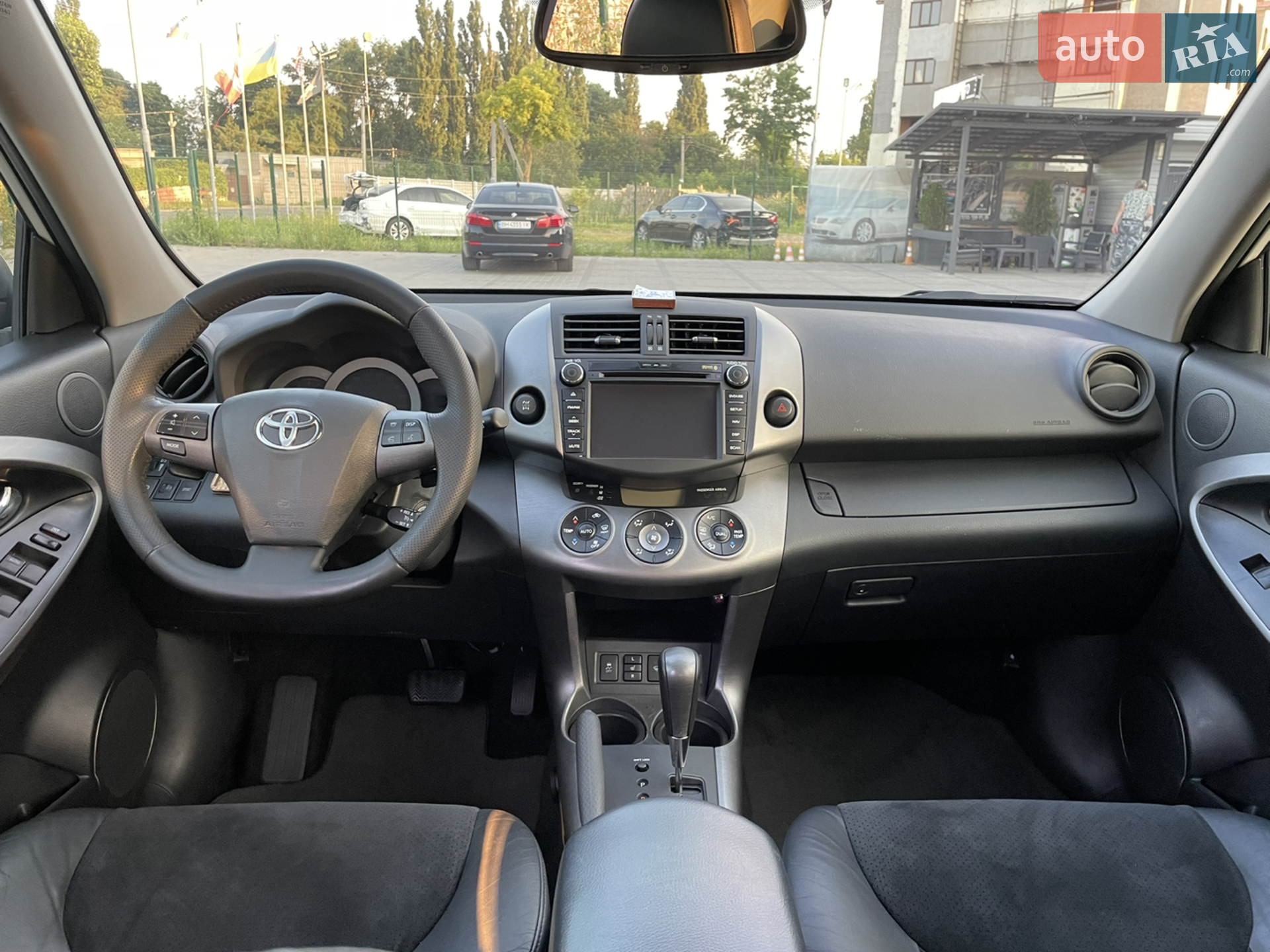 2011 Toyota RAV 4 - мініатюра 30
