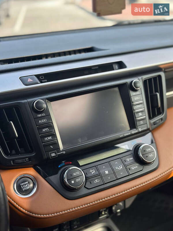 Внедорожник / Кроссовер Toyota RAV4 2016 в Одессе