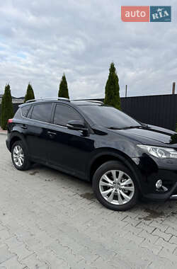 Внедорожник / Кроссовер Toyota RAV4 2013 в 