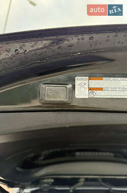 Внедорожник / Кроссовер Toyota RAV4 2013 в 