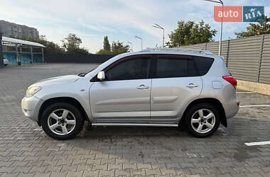 Внедорожник / Кроссовер Toyota RAV4 2007 в 