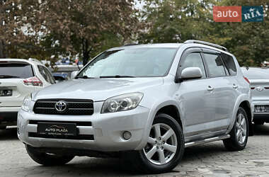 Внедорожник / Кроссовер Toyota RAV4 2007 в 