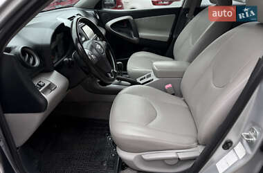 Внедорожник / Кроссовер Toyota RAV4 2007 в 