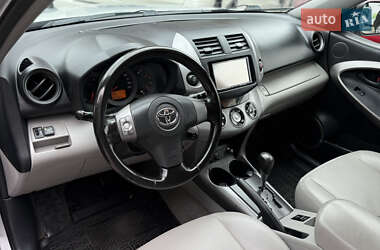 Внедорожник / Кроссовер Toyota RAV4 2007 в 