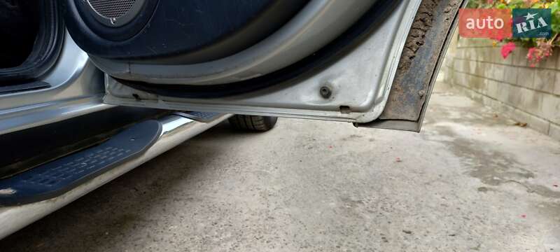 Позашляховик / Кросовер Toyota RAV4 2004 в Чернівцях