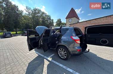 Внедорожник / Кроссовер Toyota RAV4 2011 в 