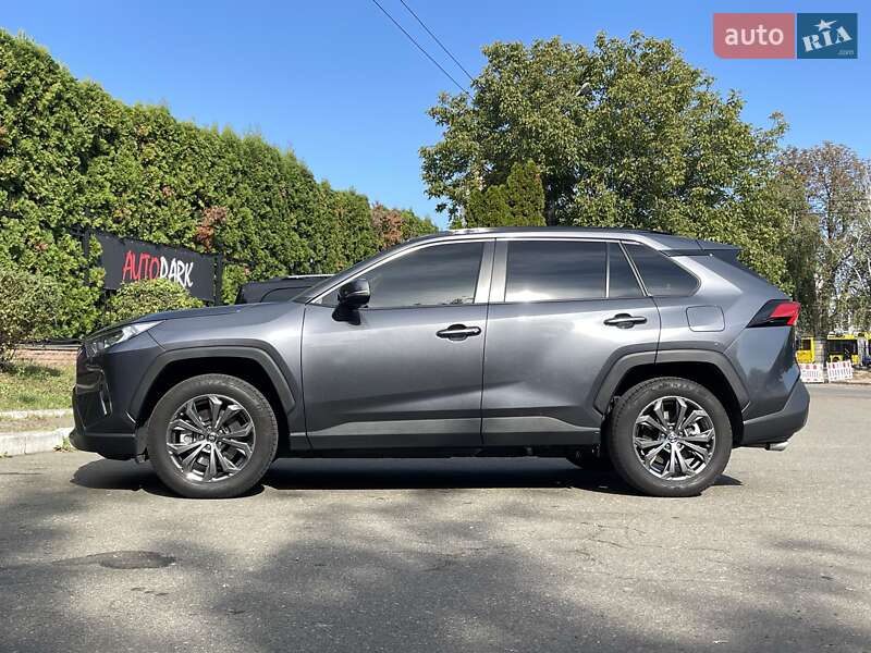 Позашляховик / Кросовер Toyota RAV4 2024 в Києві