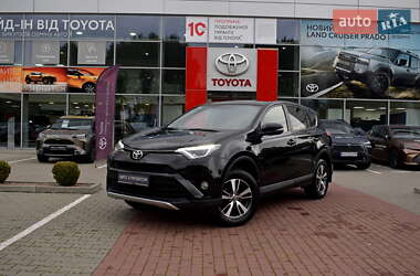 Внедорожник / Кроссовер Toyota RAV4 2016 в Житомире