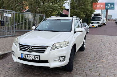 Внедорожник / Кроссовер Toyota RAV4 2011 в Черновцах