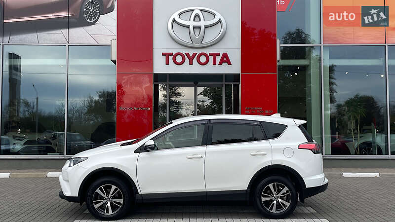 Внедорожник / Кроссовер Toyota RAV4 2018 в Запорожье фото 3 Внедорожник / Кроссовер Toyota RAV4 2018 в Запорожье