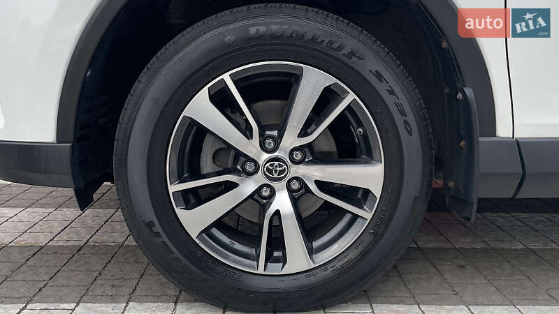 Внедорожник / Кроссовер Toyota RAV4 2018 в Запорожье фото 16 Внедорожник / Кроссовер Toyota RAV4 2018 в Запорожье