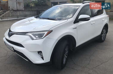 Внедорожник / Кроссовер Toyota RAV4 2018 в Киеве