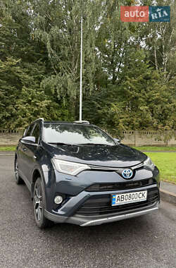 Внедорожник / Кроссовер Toyota RAV4 2017 в Виннице