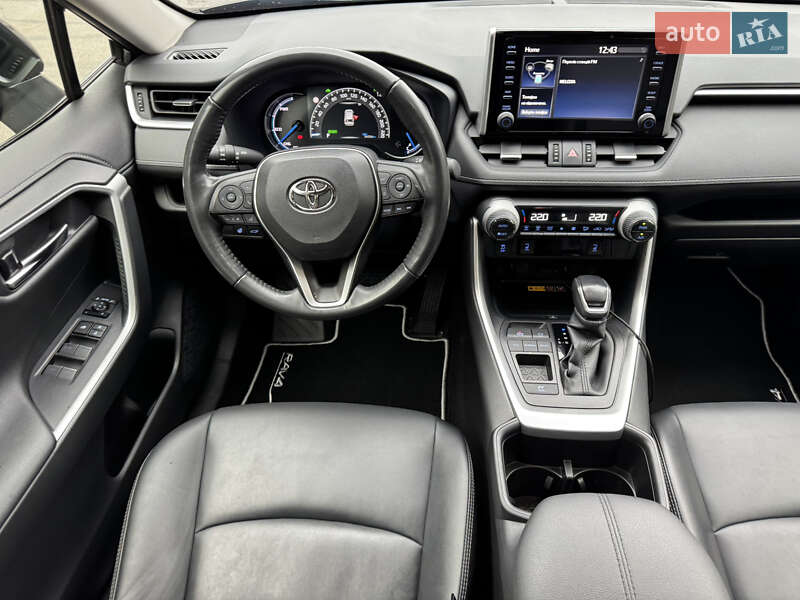 Позашляховик / Кросовер Toyota RAV4 2022 в Києві
