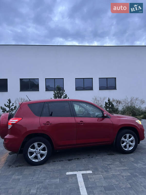 Внедорожник / Кроссовер Toyota RAV4 2011 в Луцке фото 3 Внедорожник / Кроссовер Toyota RAV4 2011 в Луцке